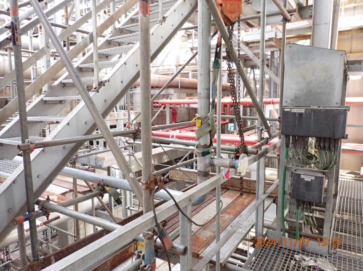 N2 Supply line to R-9501 R-9502 — ภาพที่ 15