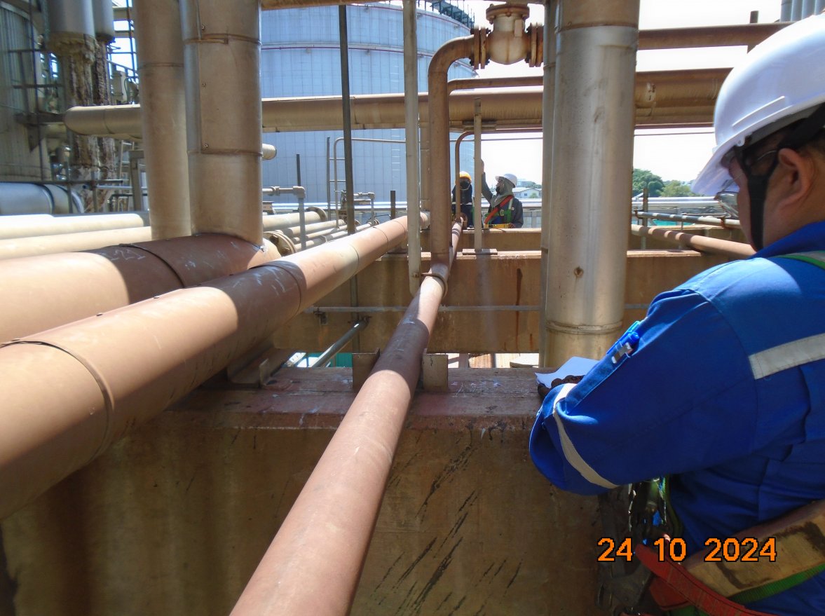 N2 Supply line to R-9501 R-9502 — ภาพที่ 19
